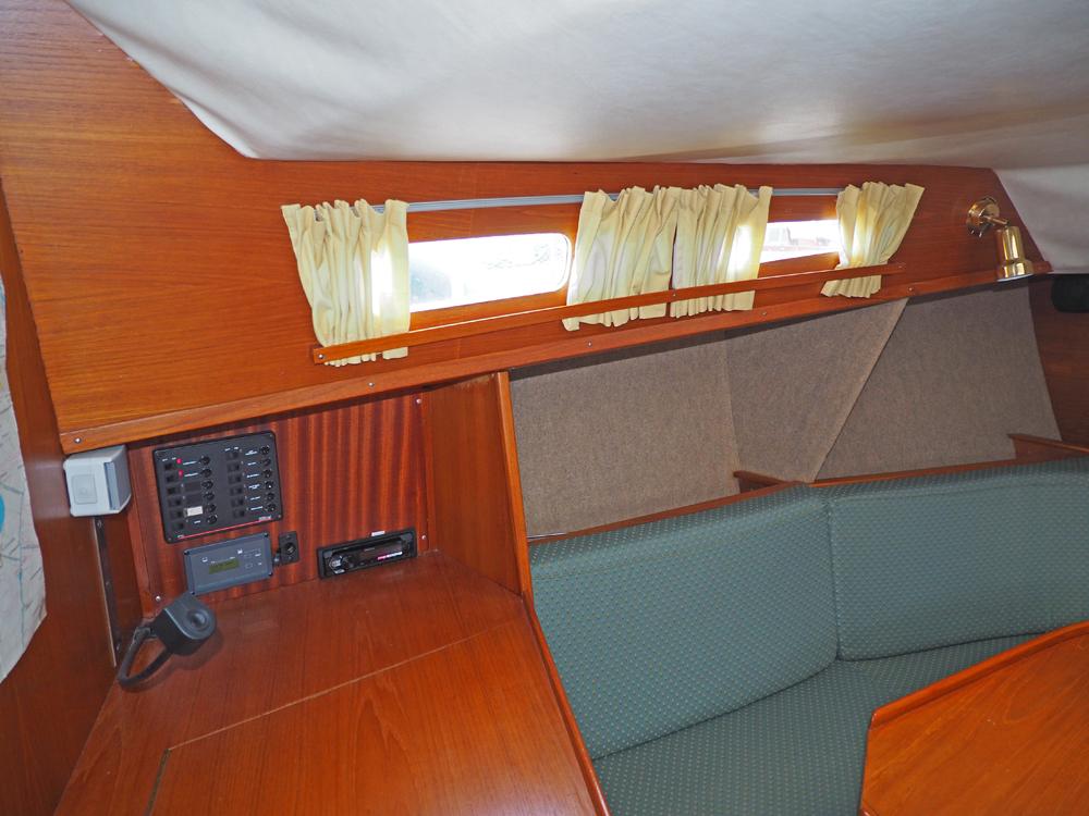 Salon, Accommodatie